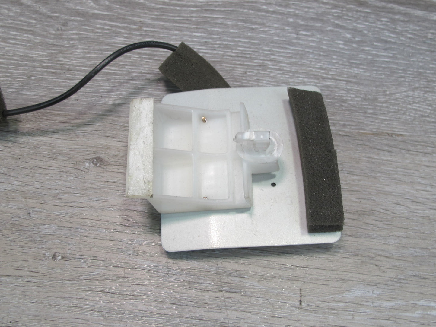 01-03 Lexus UCF30L LS430 Navigation GPS Antenna Module 86860-0W011 OEM