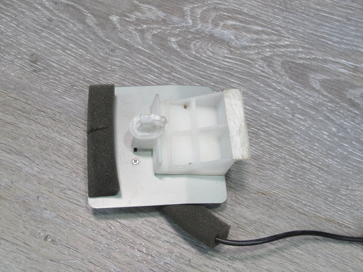 01-03 Lexus UCF30L LS430 Navigation GPS Antenna Module 86860-0W011 OEM