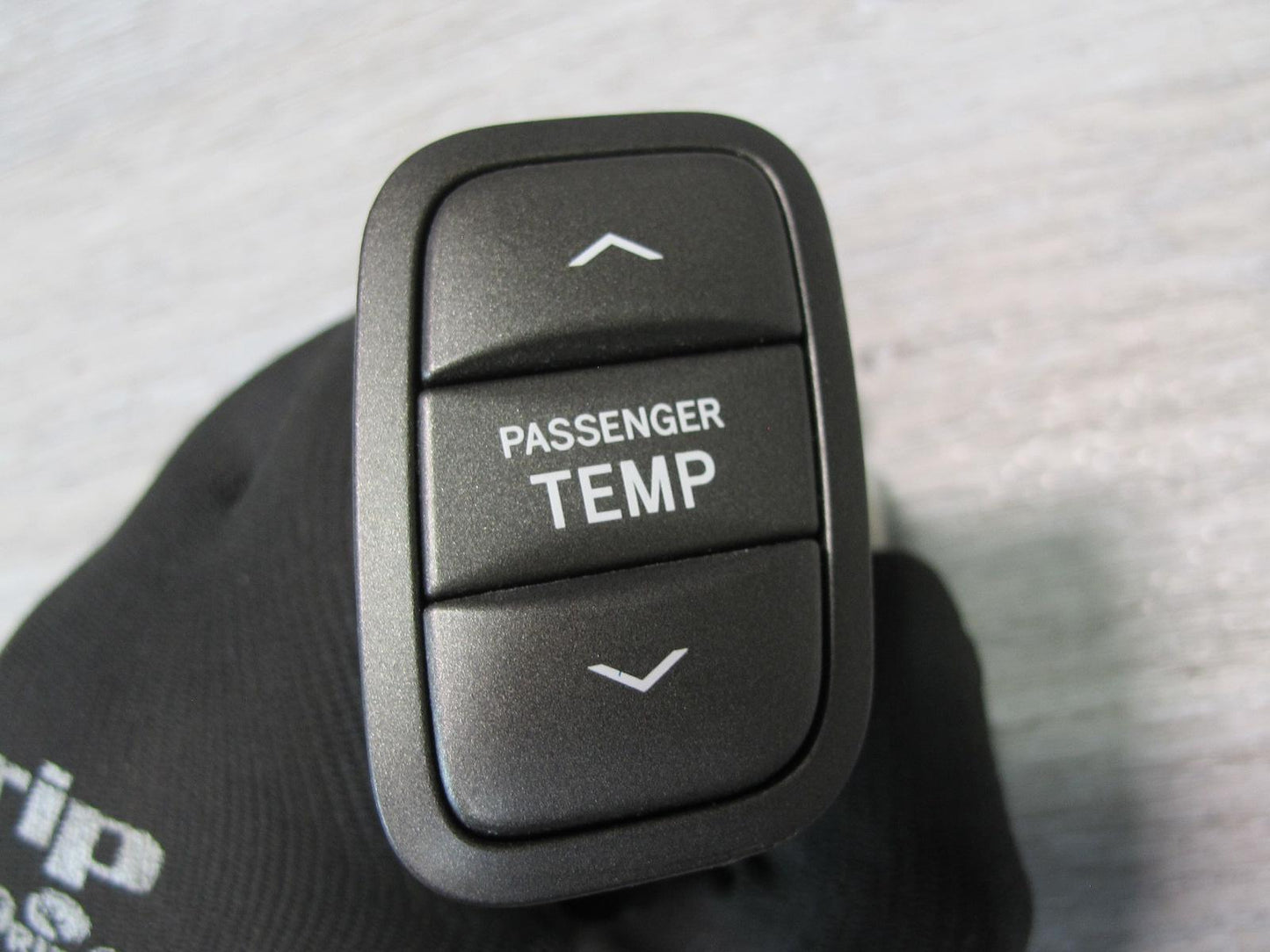 01-06 Lexus UCF30L LS430 Passenger Temperature Control Switch 87190-50020 OEM