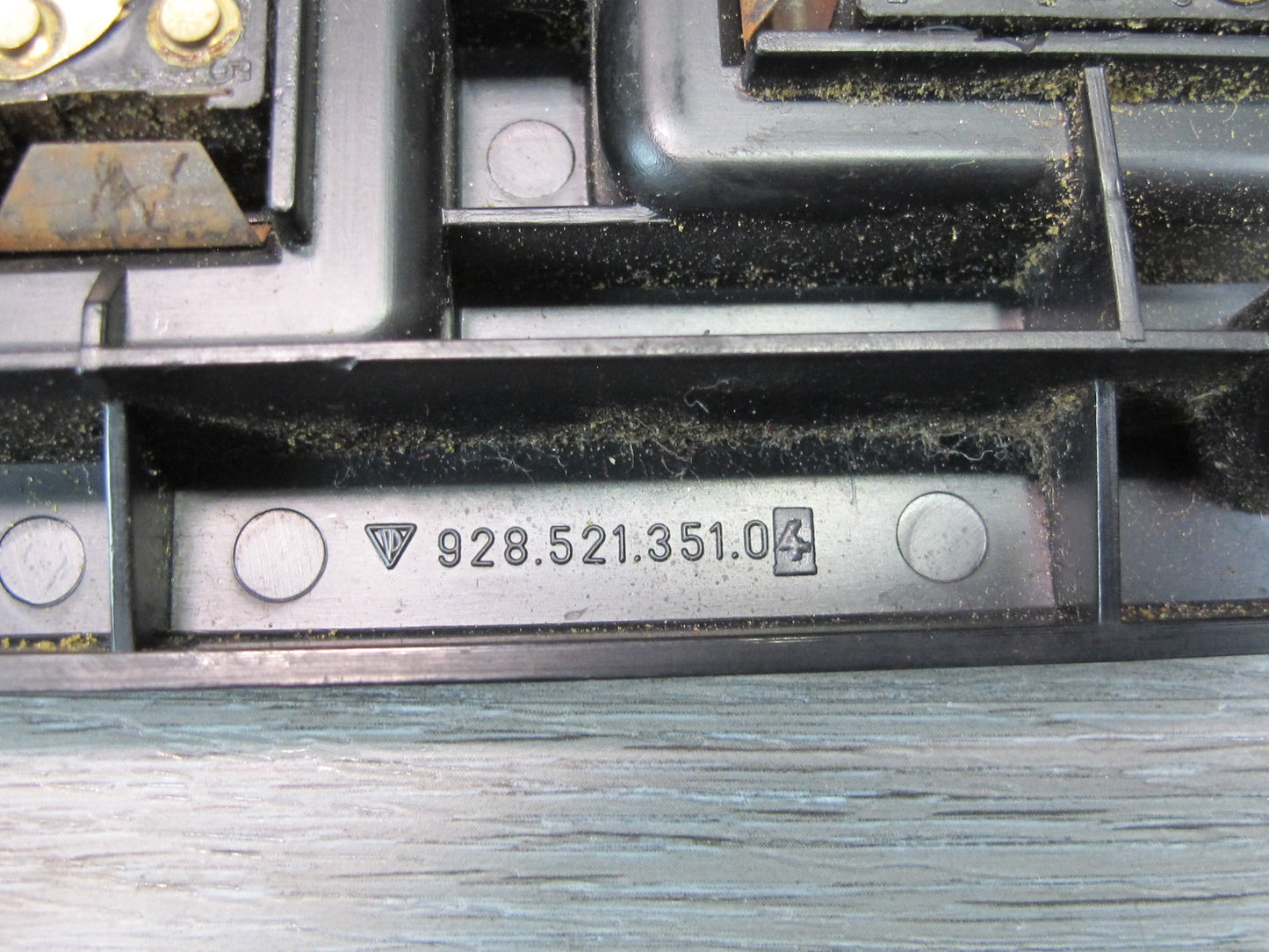 83-84 Porsche 928 S Left Right Power Seat Adjustment Switch Control W/ Bezel Set