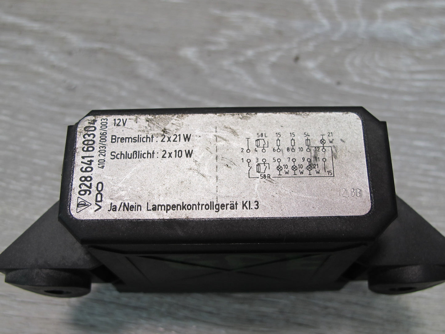 1984-1986 Porsche 928 S Lamp Bulb Relay Control Module 92864160304
