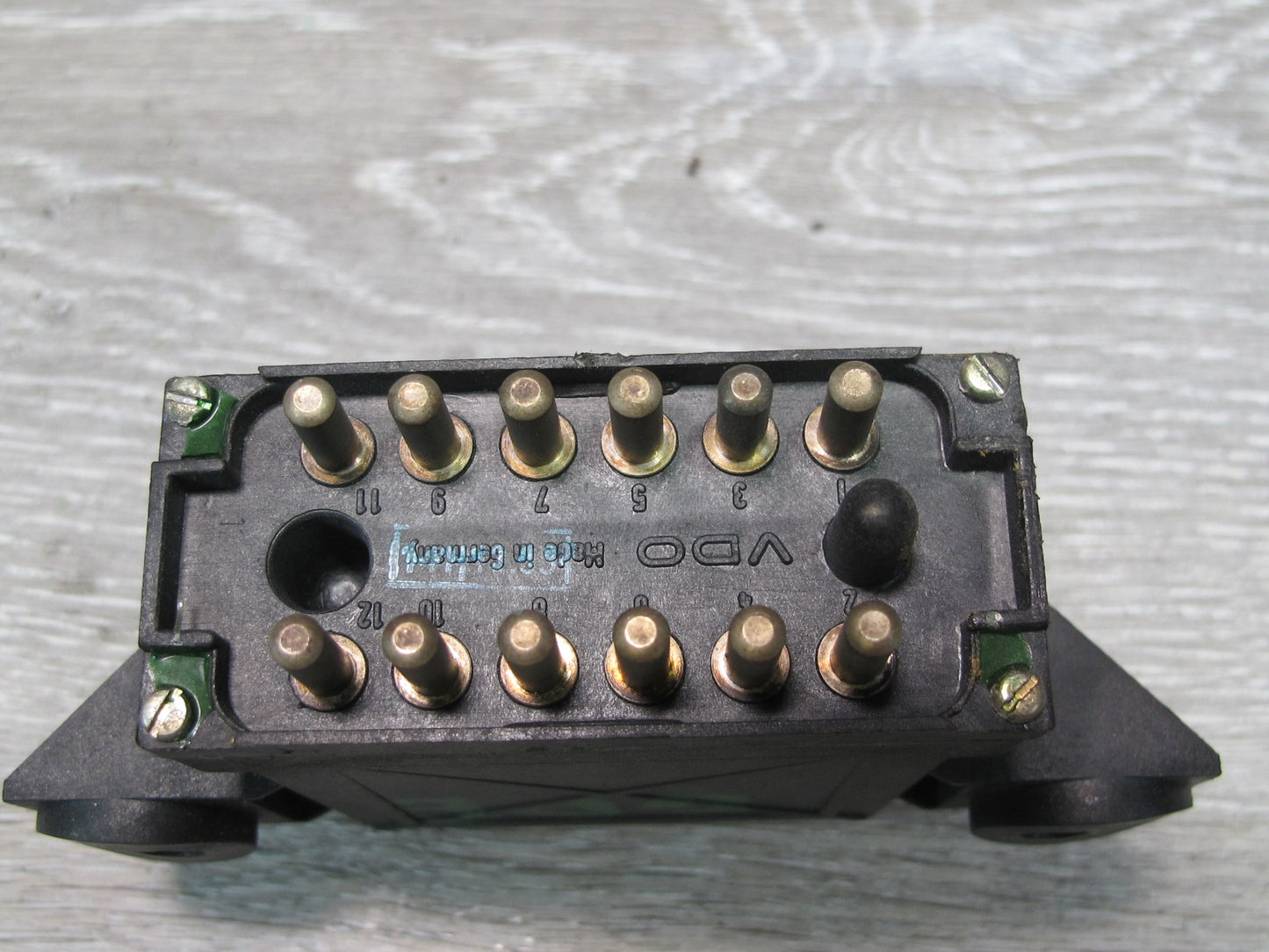 1984-1986 Porsche 928 S Lamp Bulb Relay Control Module 92864160304