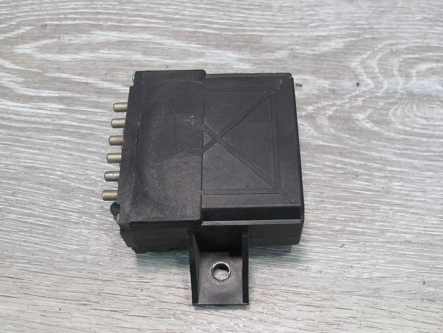 1984-1986 Porsche 928 S Lamp Bulb Relay Control Module 92864160304