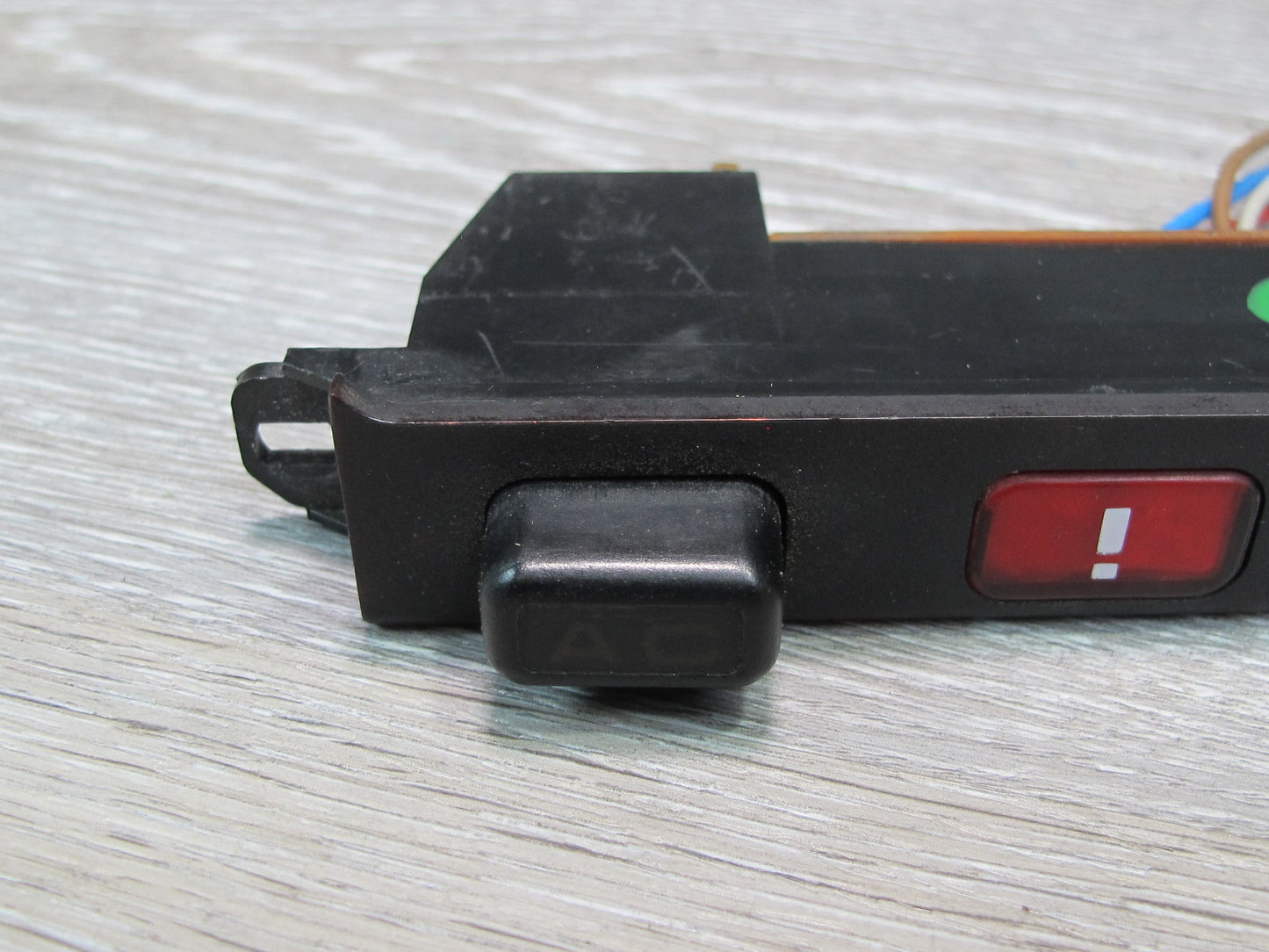 1984-1986 Porsche 928 S Dash Door Lock A/C Switch Control Module Unit