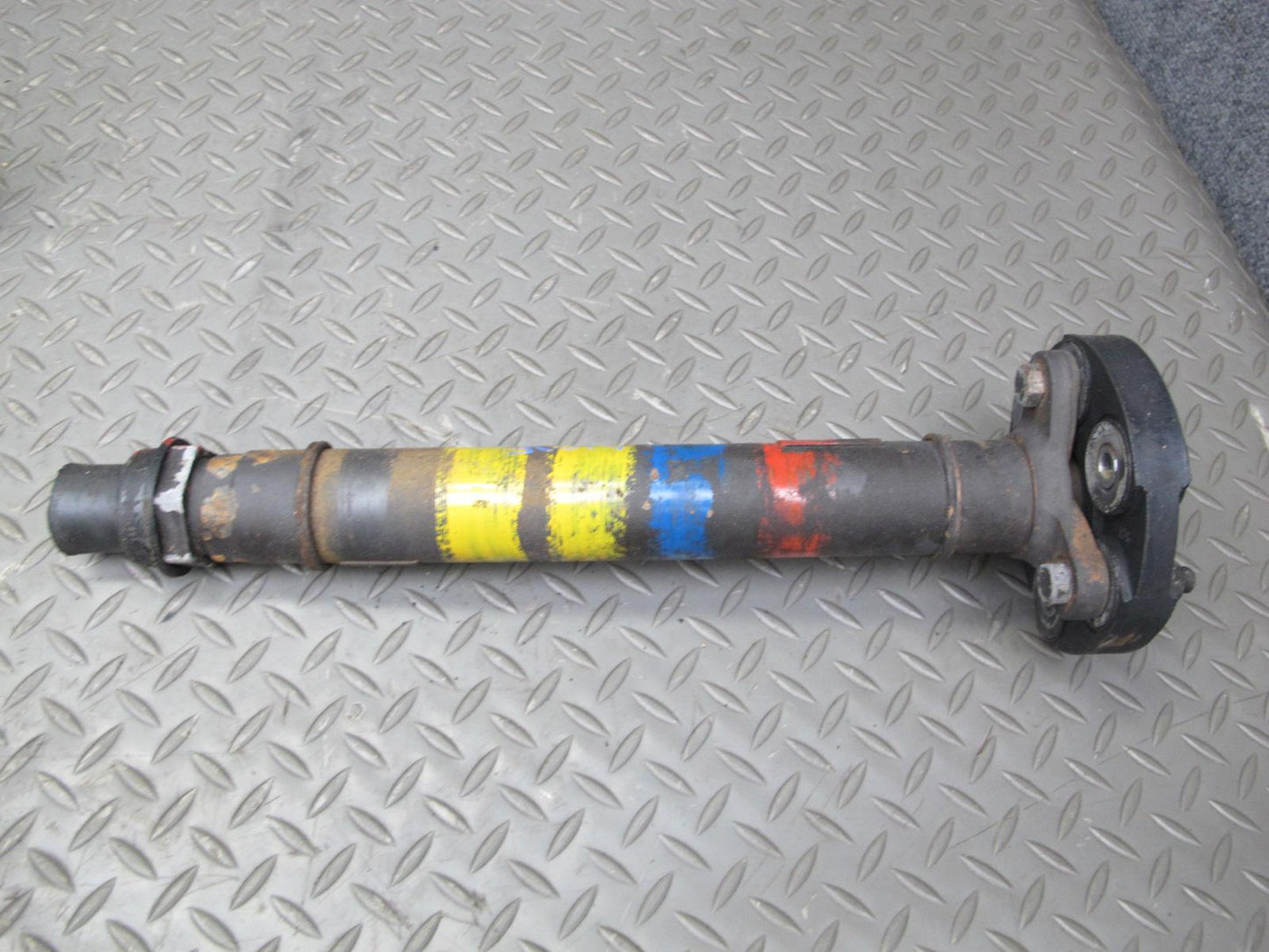 82-85 Mercedes W123 300D Sedan AT Rear Driveshaft Drive Shaft OEM