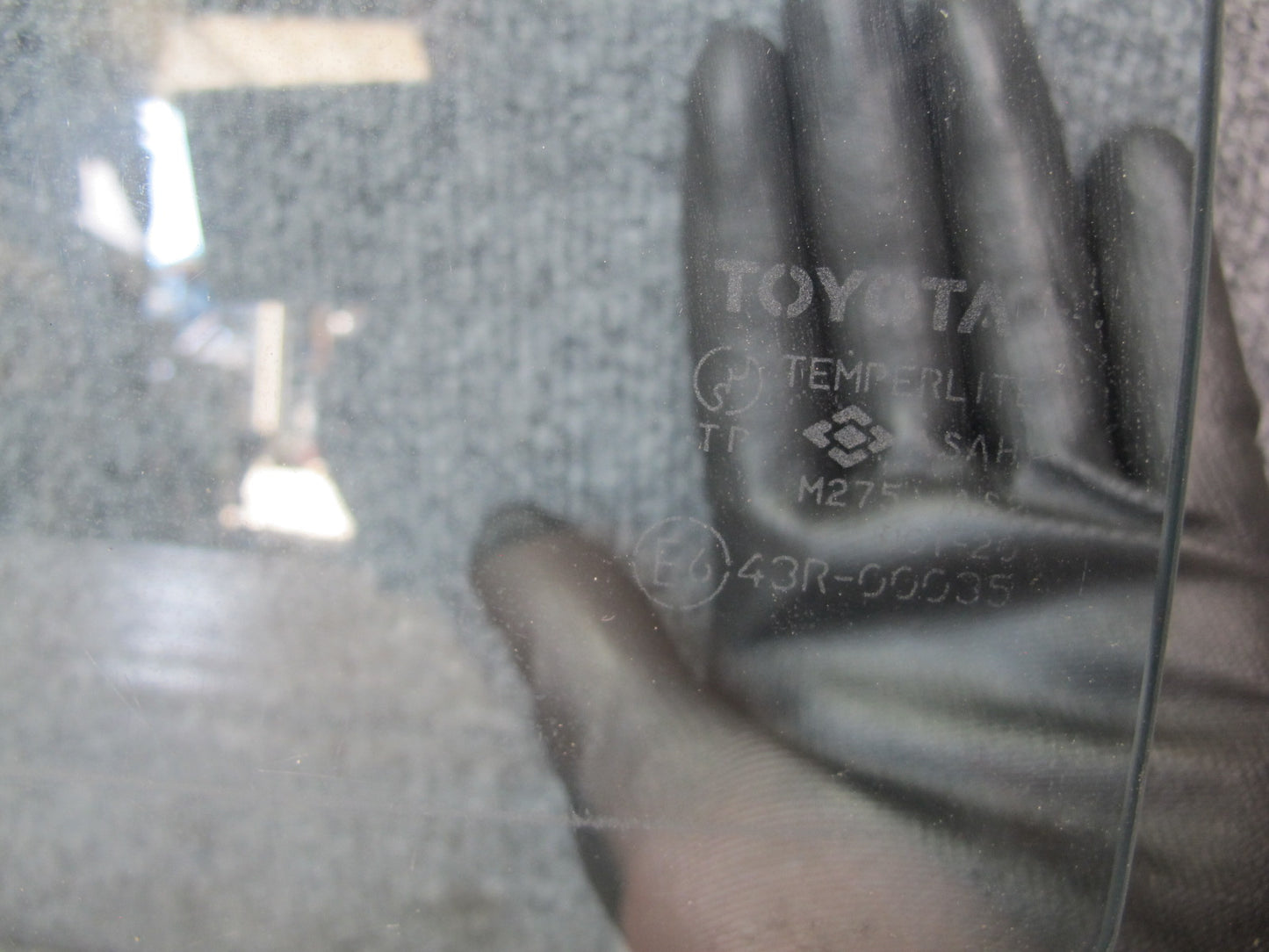 91-95 Toyota SW21L MR2 Left Driver Door Glass Window OEM