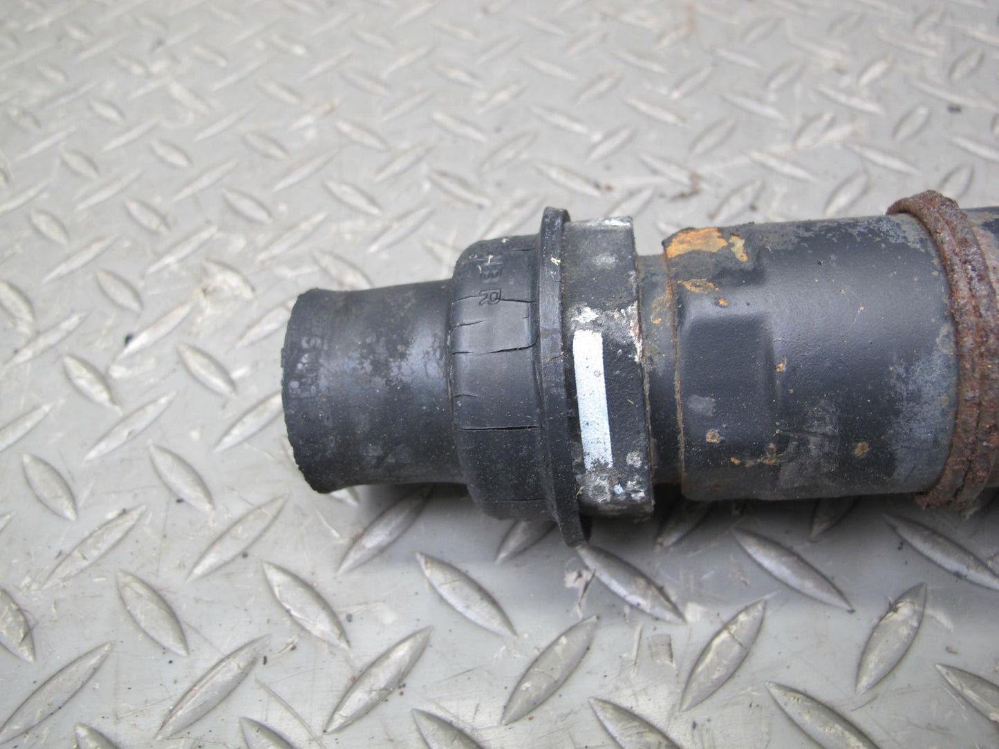 82-85 Mercedes W123 300D Sedan A/T Rear Driveshaft Drive Shaft OEM