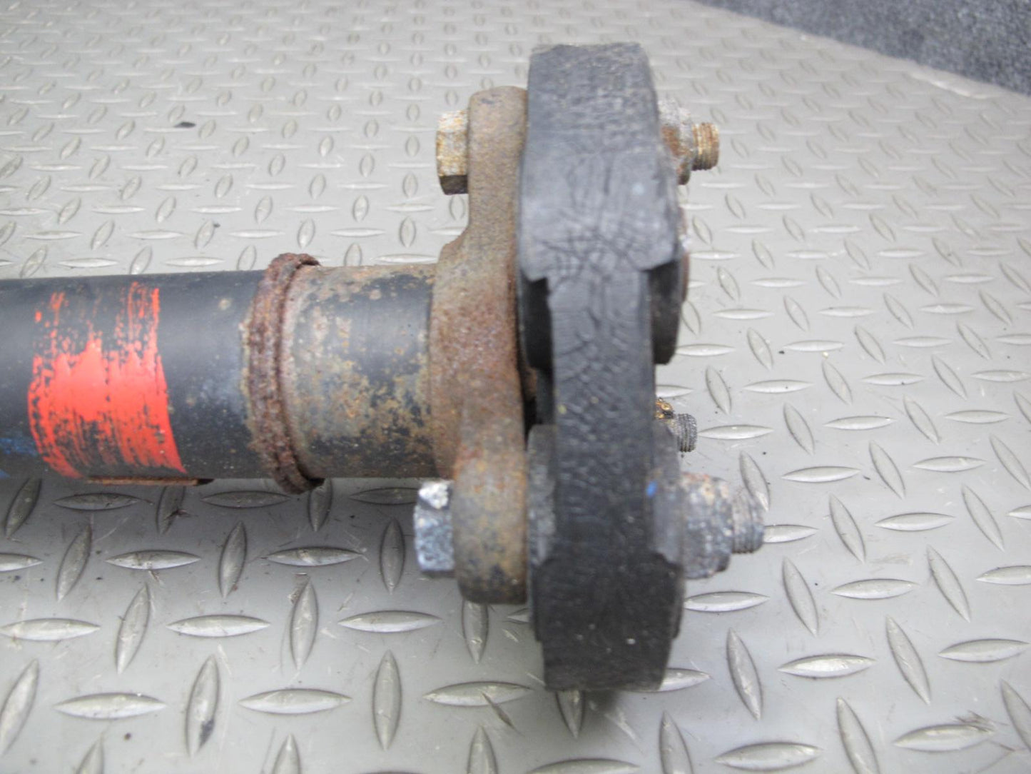 82-85 Mercedes W123 300D Sedan A/T Rear Driveshaft Drive Shaft OEM
