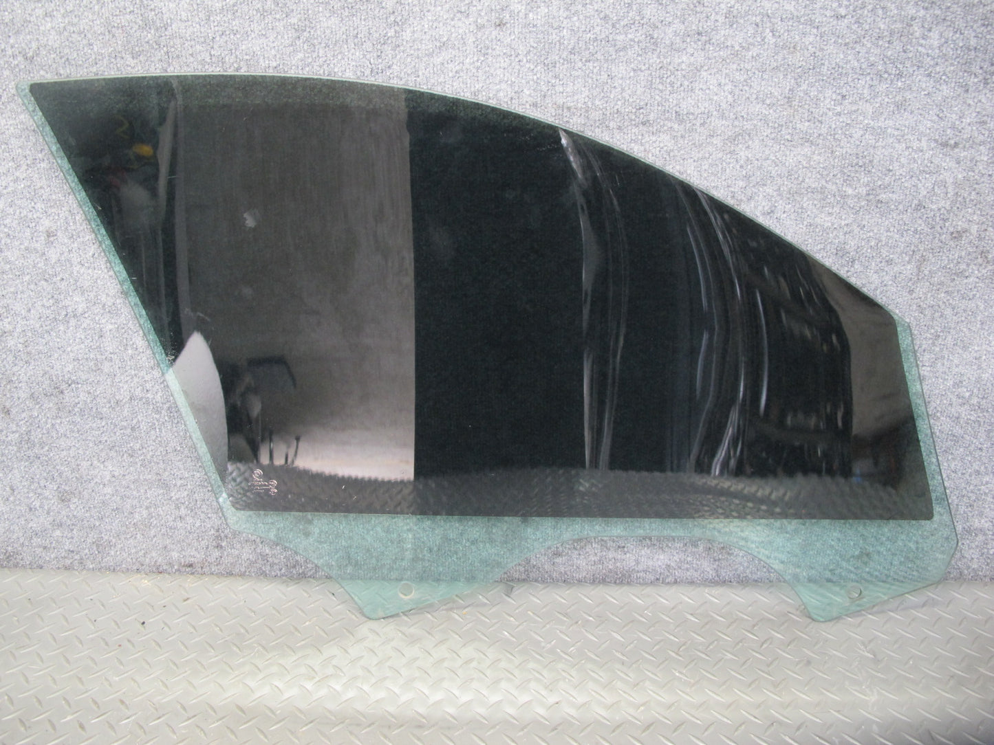 2008-2014 BMW E71 E72 X6 Front Left Driver Side Door Glass Window