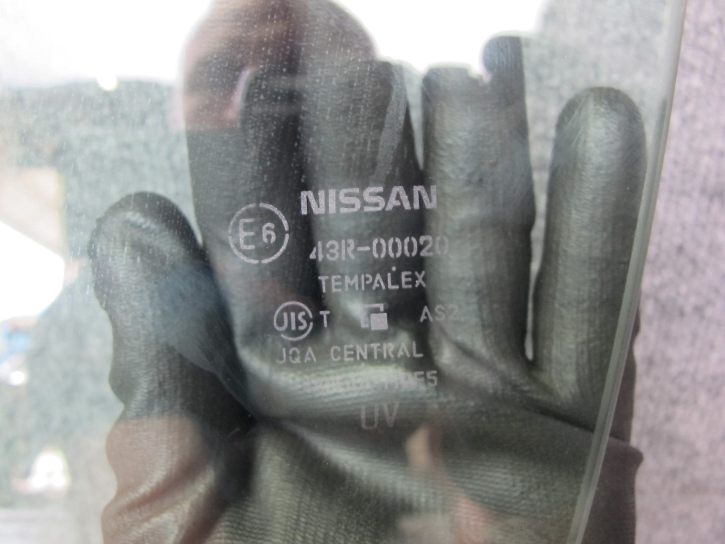 10-19 Nissan 370Z Z34 Convertible Front Left Driver Door Glass Window OEM