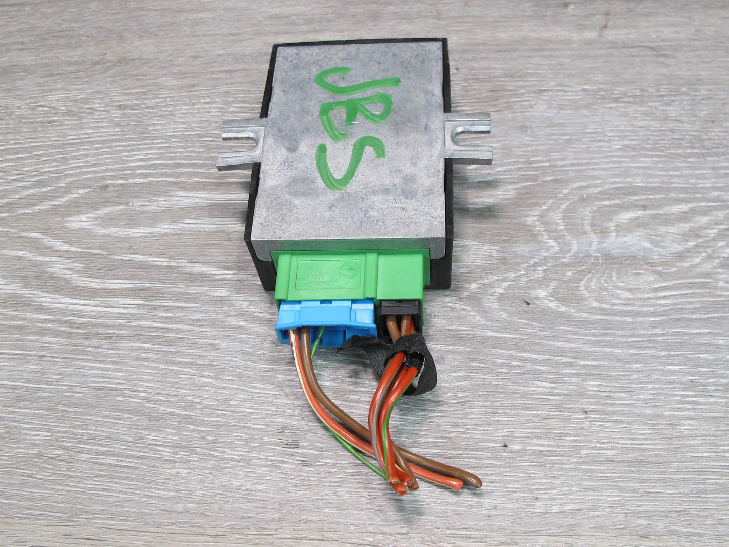 2006-2010 BMW E63 E64 M6 Fuel Pump Control  Module 7834159