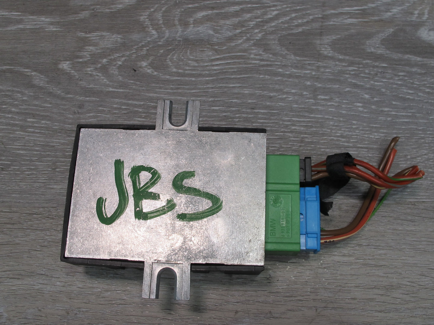 2006-2010 BMW E63 E64 M6 Fuel Pump Control  Module 7834159