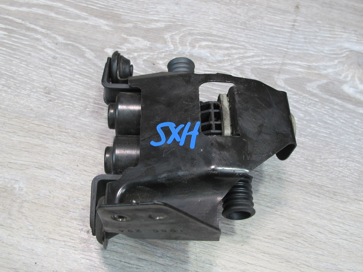 2008-2014 BMW E71 E72 X6 Heater Control Water Valve