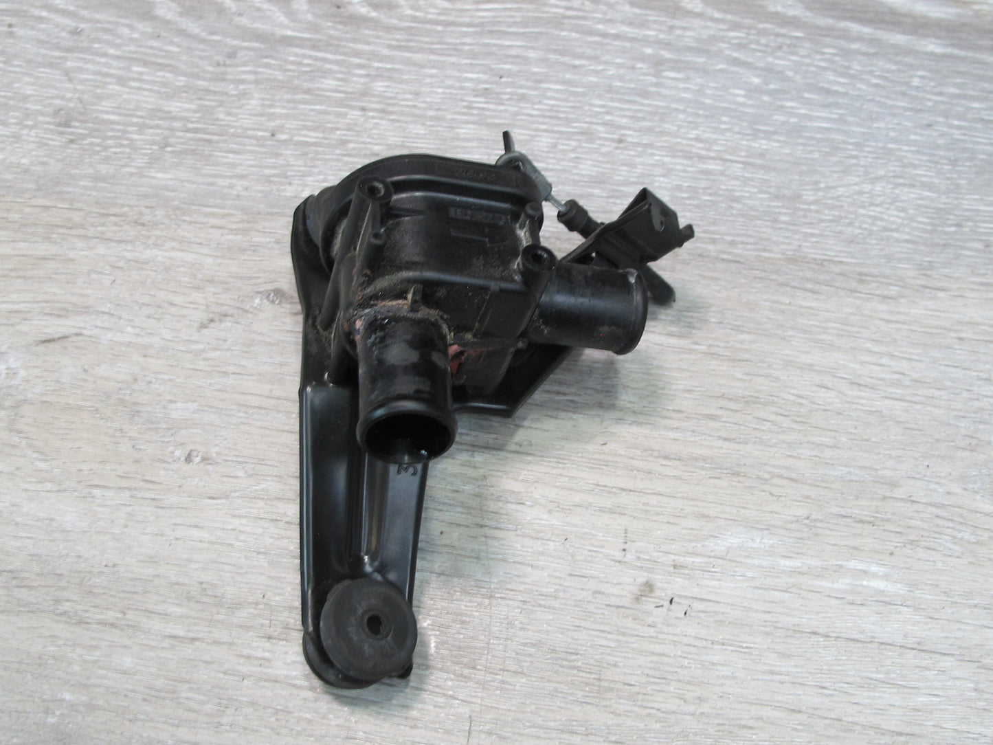 98-00 Lexus UCF20L LS400 Heater Control Water Valve OEM