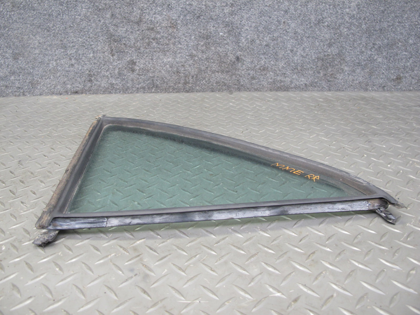 75-83 Mercedes W123 Rear Right Door Vent Glass Window OEM