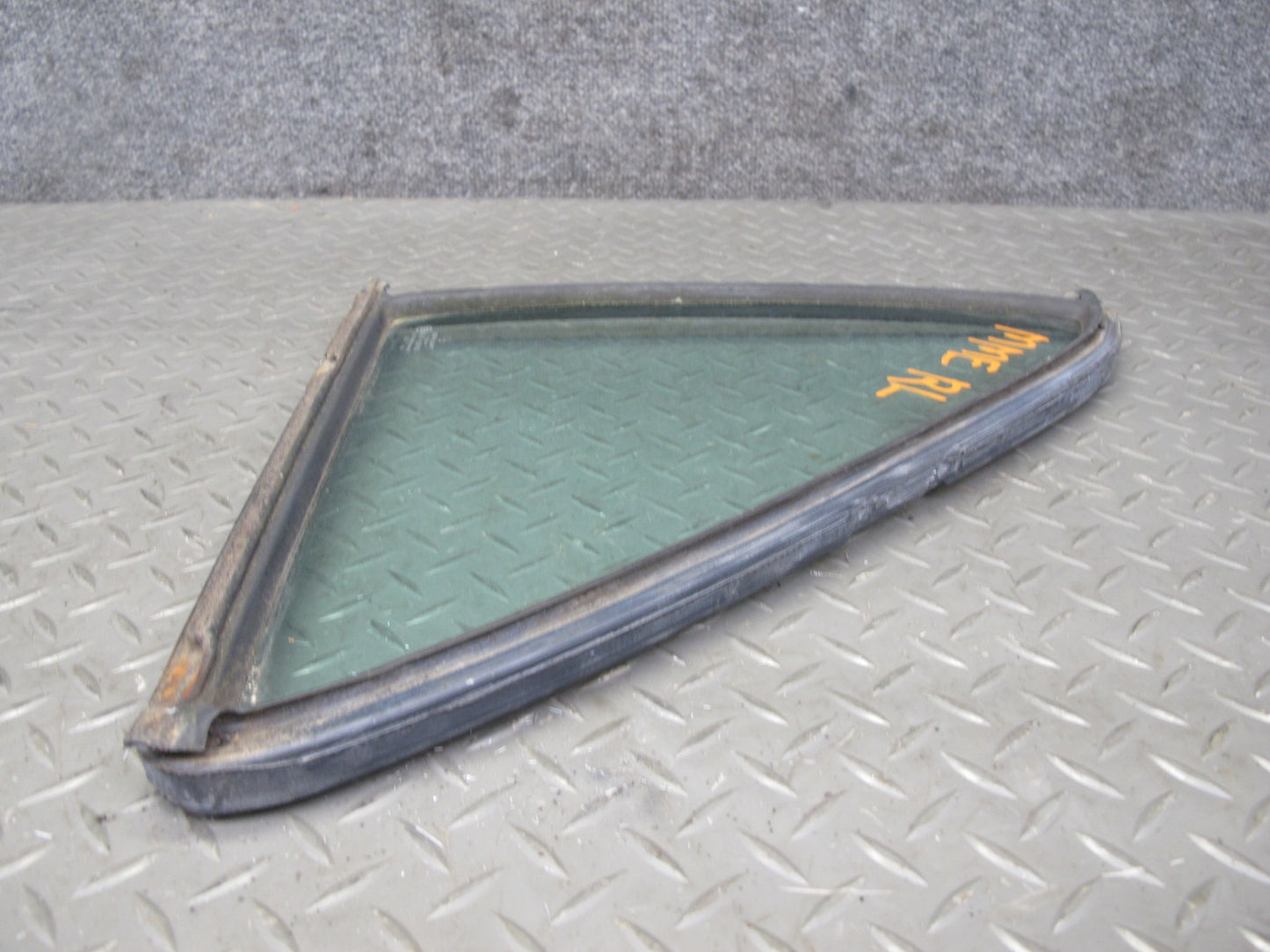 75-83 Mercedes W123 Rear Left Door Vent Glass Window OEM