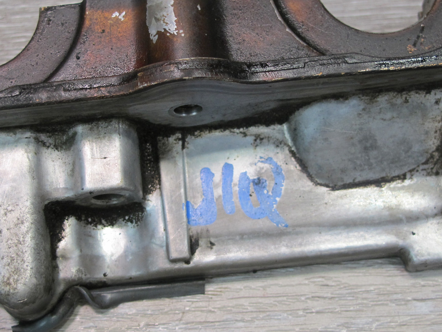 2014-2017 Infiniti QX60 2.5L Hybrid Engine Motor Camshaft Bracket Support Cover