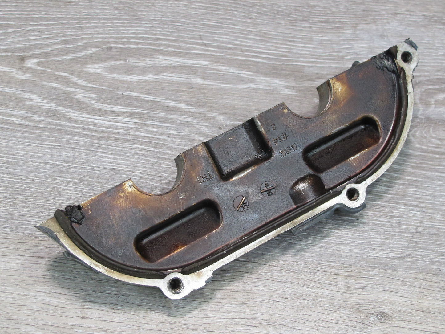 2014-2017 Infiniti QX60 2.5L Hybrid Engine Motor Camshaft Bracket Support Cover