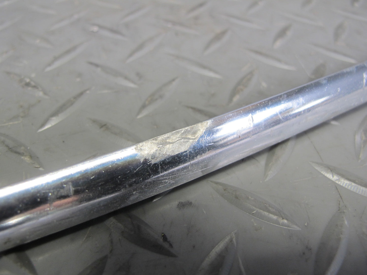 77-85 Mercedes W123 Front Windshield Exterior A Pillar Chrome Trim Molding Set