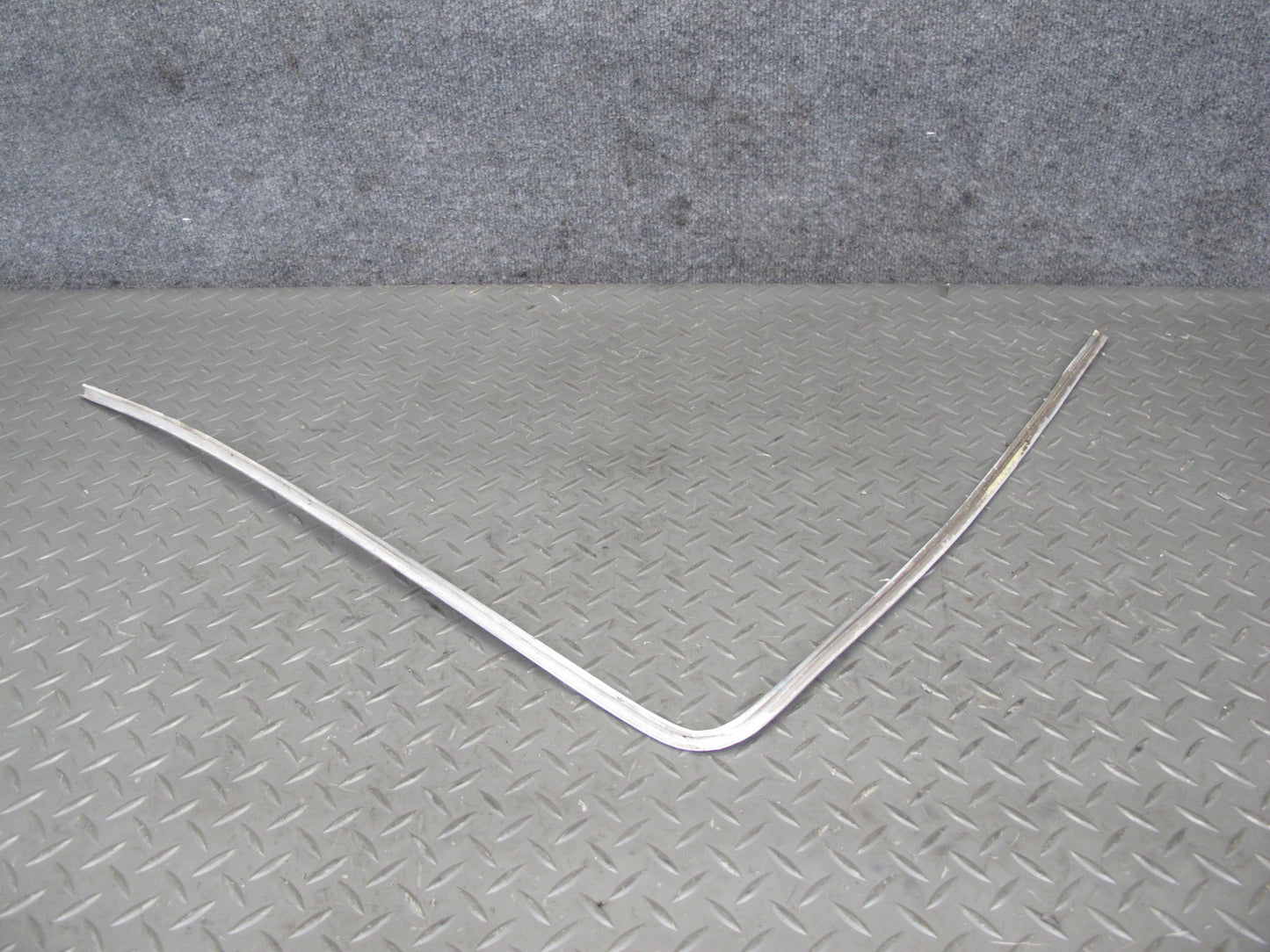 77-85 Mercedes W123 Front Windshield Exterior A Pillar Chrome Trim Molding Set
