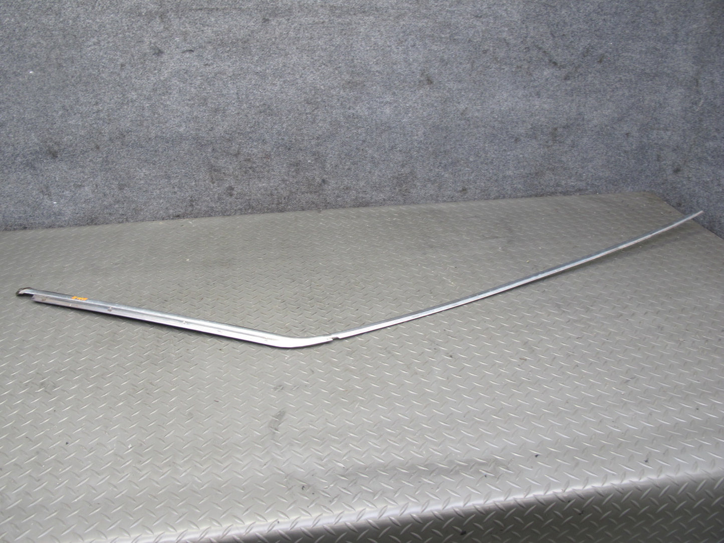 77-85 Mercedes W123 Sedan Left & Right Door Upper Roof Chrome Trim Molding Set