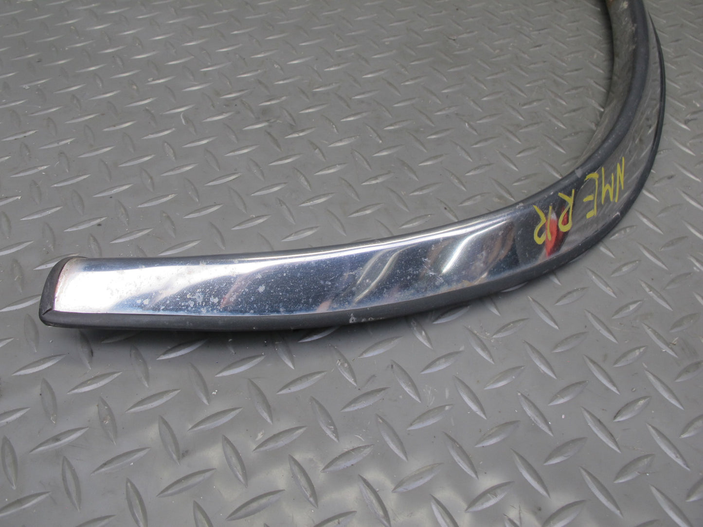 77-85 Mercedes W123 Set of 2 Rear Wheel Arch Fender Flare Chrome Trim Cover OEM