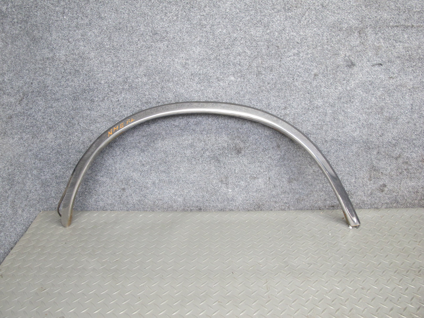 77-85 Mercedes W123 Set of 2 Front Wheel Arch Fender Flare Chrome Trim Cover OEM
