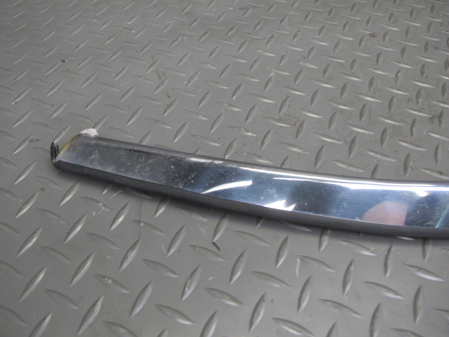 77-85 Mercedes W123 Set of 2 Front Wheel Arch Fender Flare Chrome Trim Cover OEM