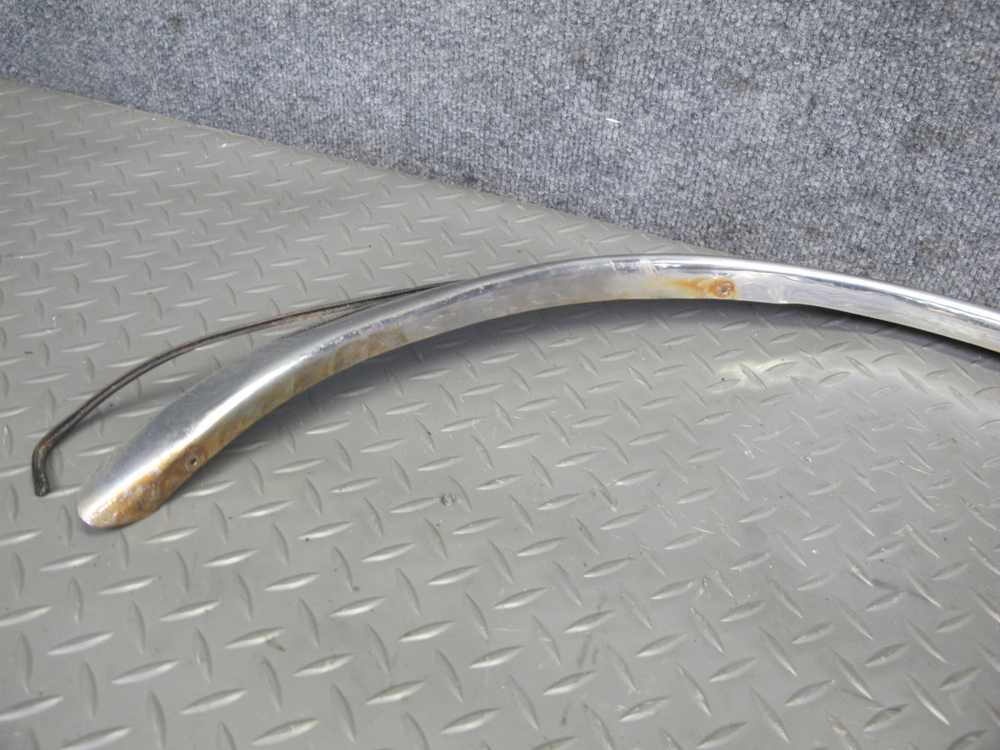 77-85 Mercedes W123 Set of 2 Front Wheel Arch Fender Flare Chrome Trim Cover OEM