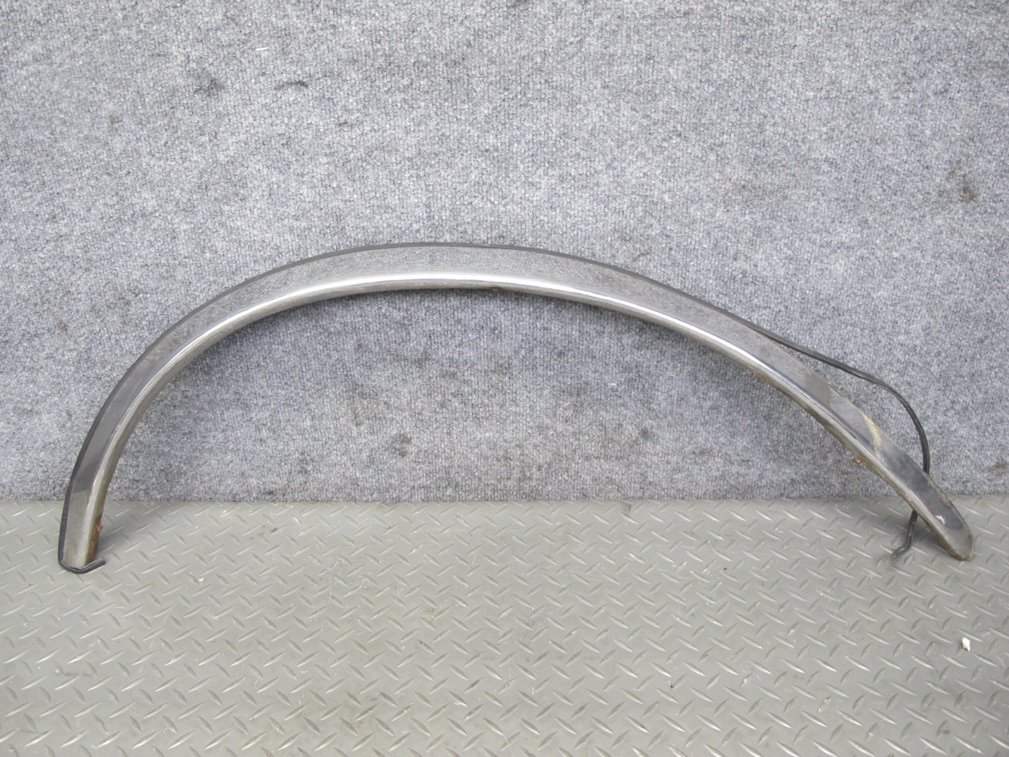 77-85 Mercedes W123 Set of 2 Front Wheel Arch Fender Flare Chrome Trim Cover OEM