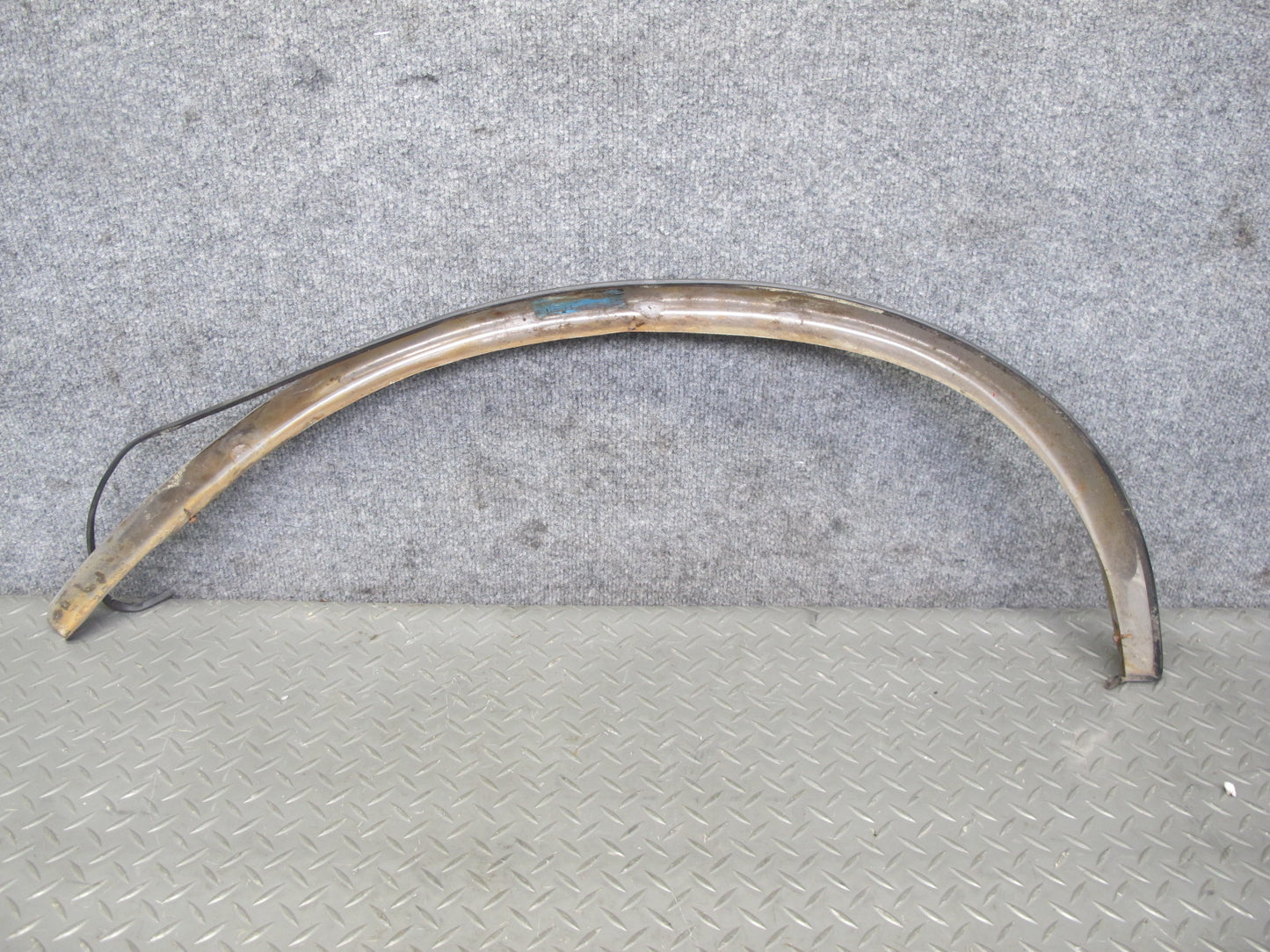 77-85 Mercedes W123 Set of 2 Front Wheel Arch Fender Flare Chrome Trim Cover OEM
