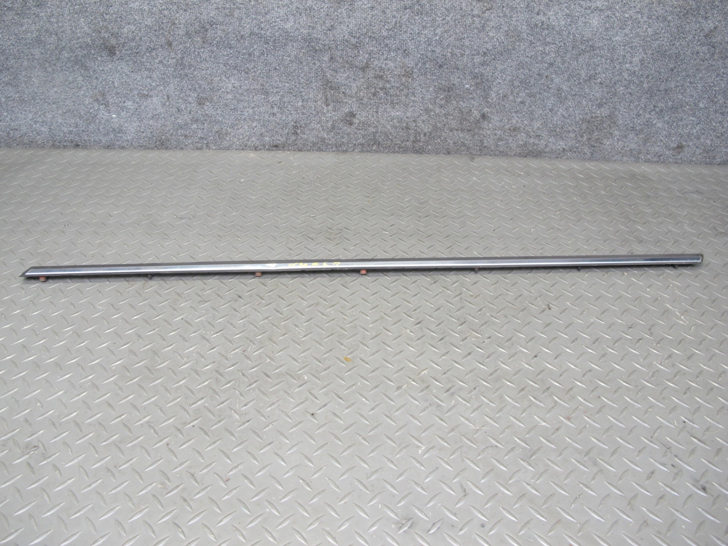 77-85 Mercedes W123 Rear Right Quarter Front Right Door Chrome Trim Molding Set