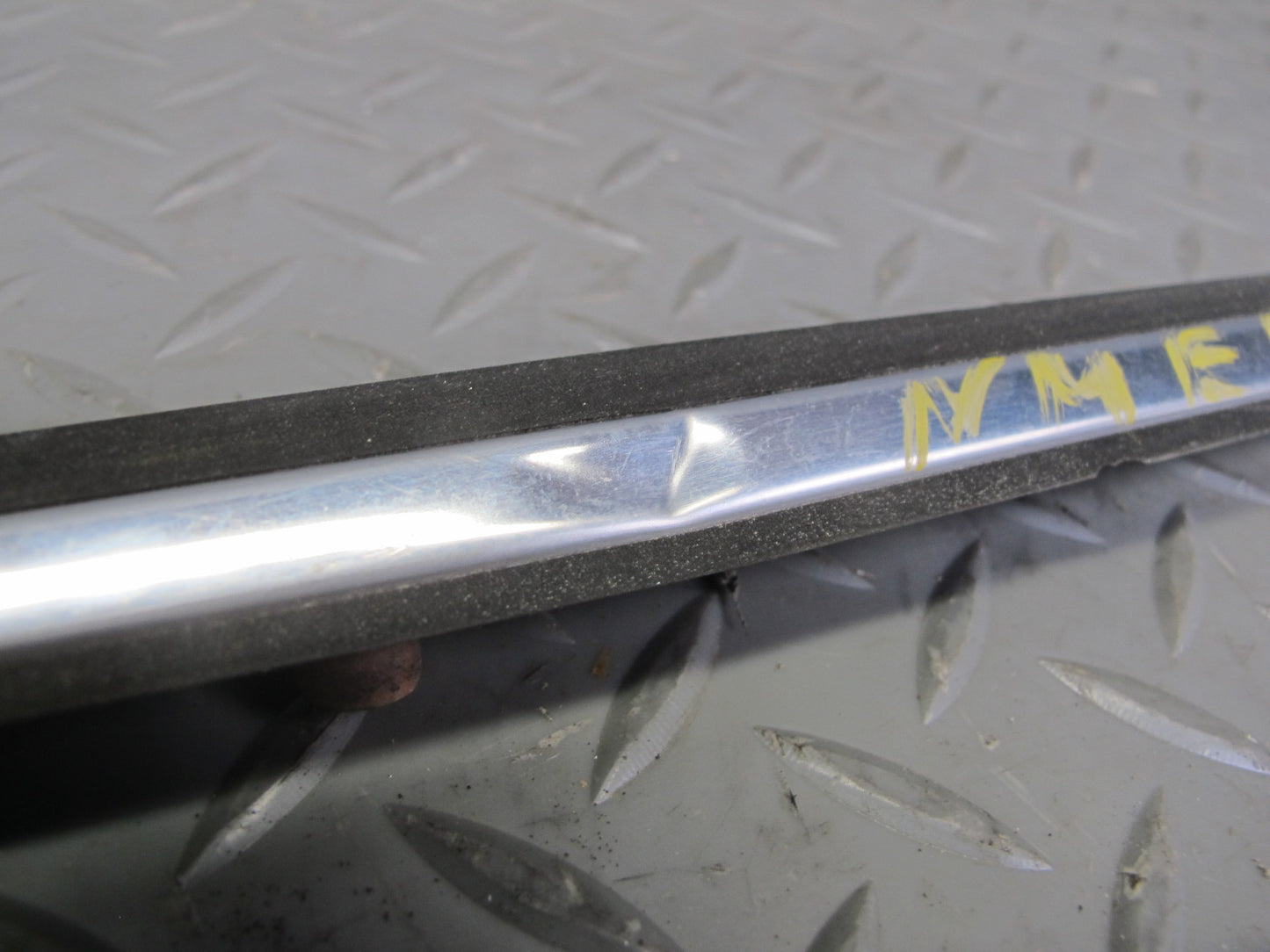 77-85 Mercedes W123 Rear Right Quarter Front Right Door Chrome Trim Molding Set