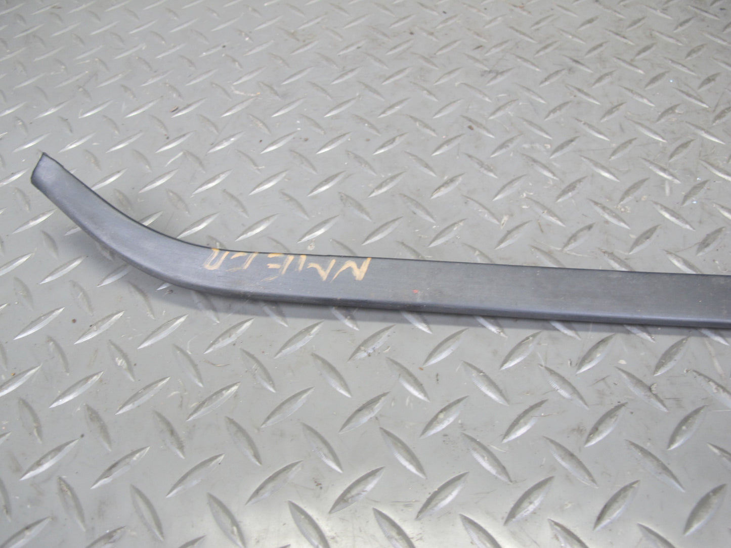 77-85 Mercedes W123 Sedan Set of 2 Front A Pillar Garnish Trim Molding Cover OEM