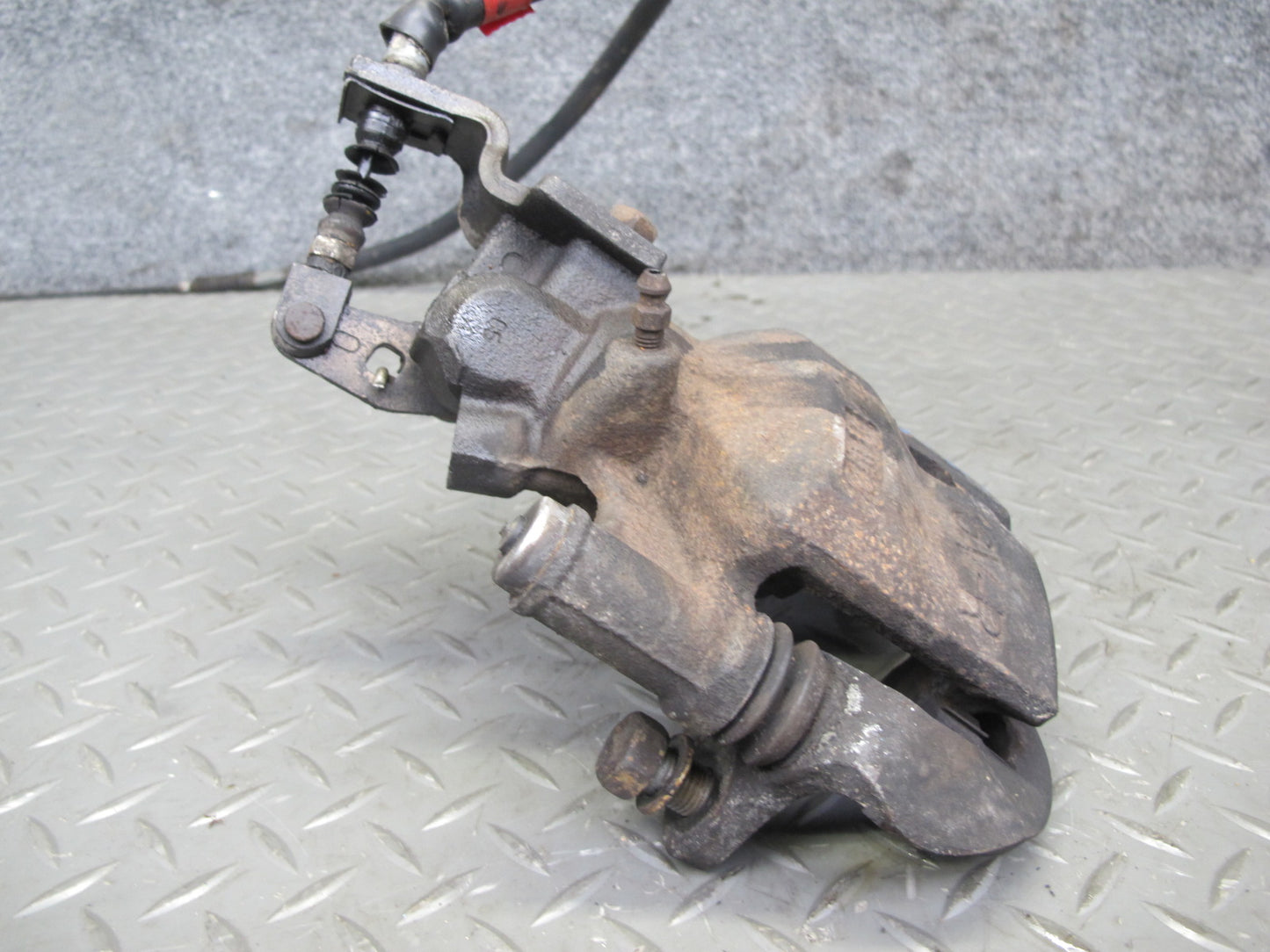 91-95 Toyota SW21L MR2 NON Turbo Set of 2 Rear Left & Right Brake Caliper OEM