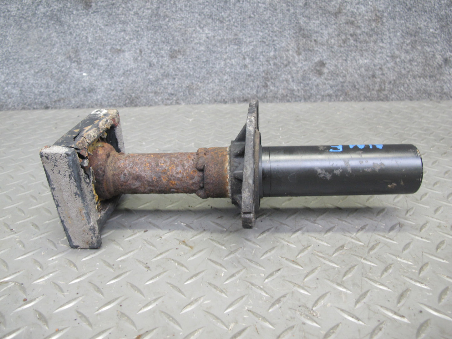 82-85 Mercedes W123 300D Set of 2 Rear Bumper Impact Crash Shock Absorber OEM