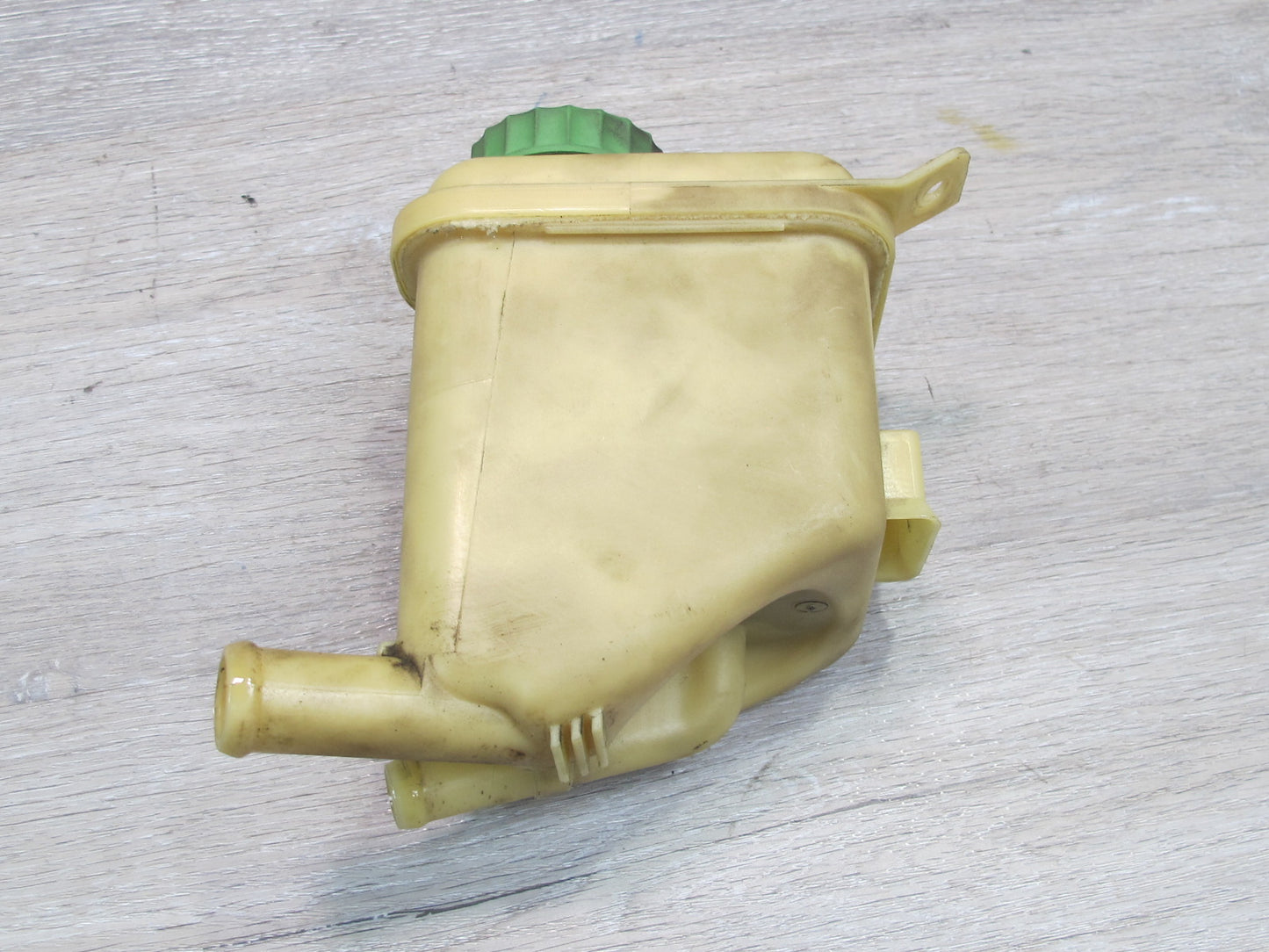 2003-2010 Porsche Cayenne 957 Power Steering Fluid Reservoir Tank 7L5422371