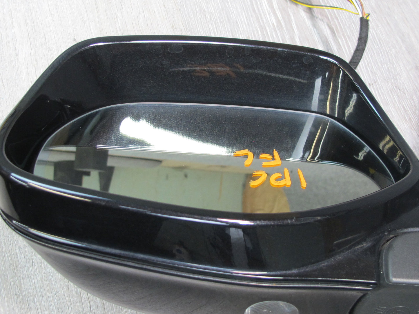 08-10 Porsche Cayenne 957 Left Side Exterior View Auto Dim Folding Mirror Black