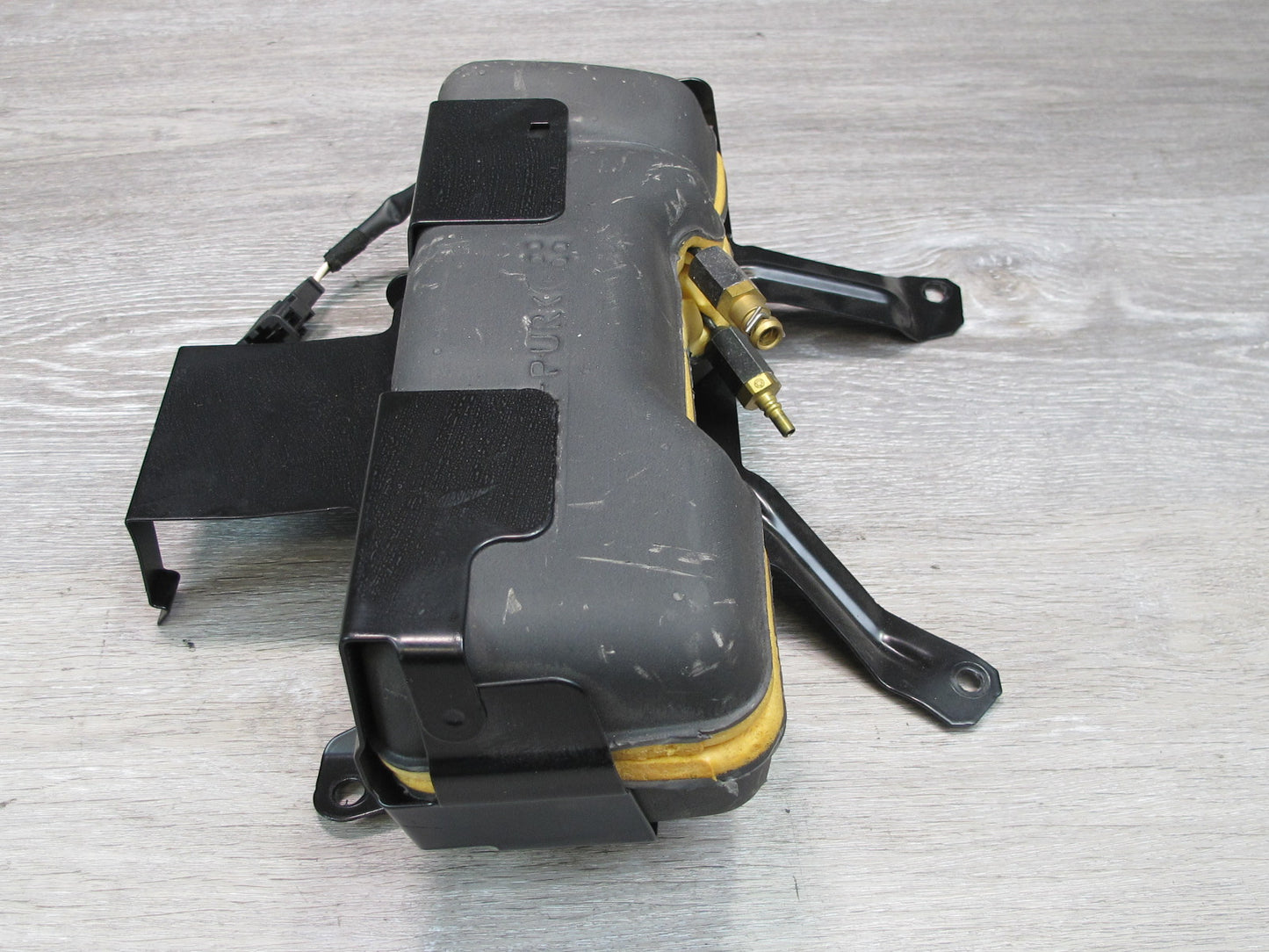 2008-2010 Porsche Cayenne 957 Rear Tailgate Trunk Lid Hydraulic Pump Motor