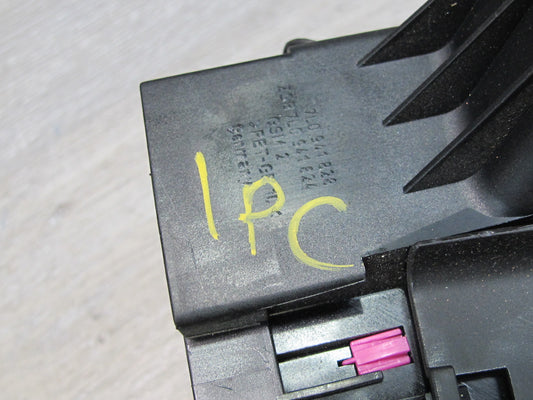 2003-2010 Porsche Cayenne 957 Dash Cabin Fuse Junction Relay Box 7L0941828