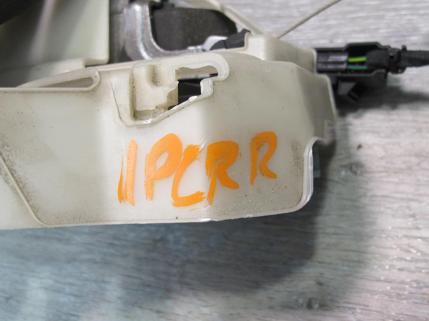 2003-2010 Porsche Cayenne 957 Rear Right Door Lock Latch Actuator