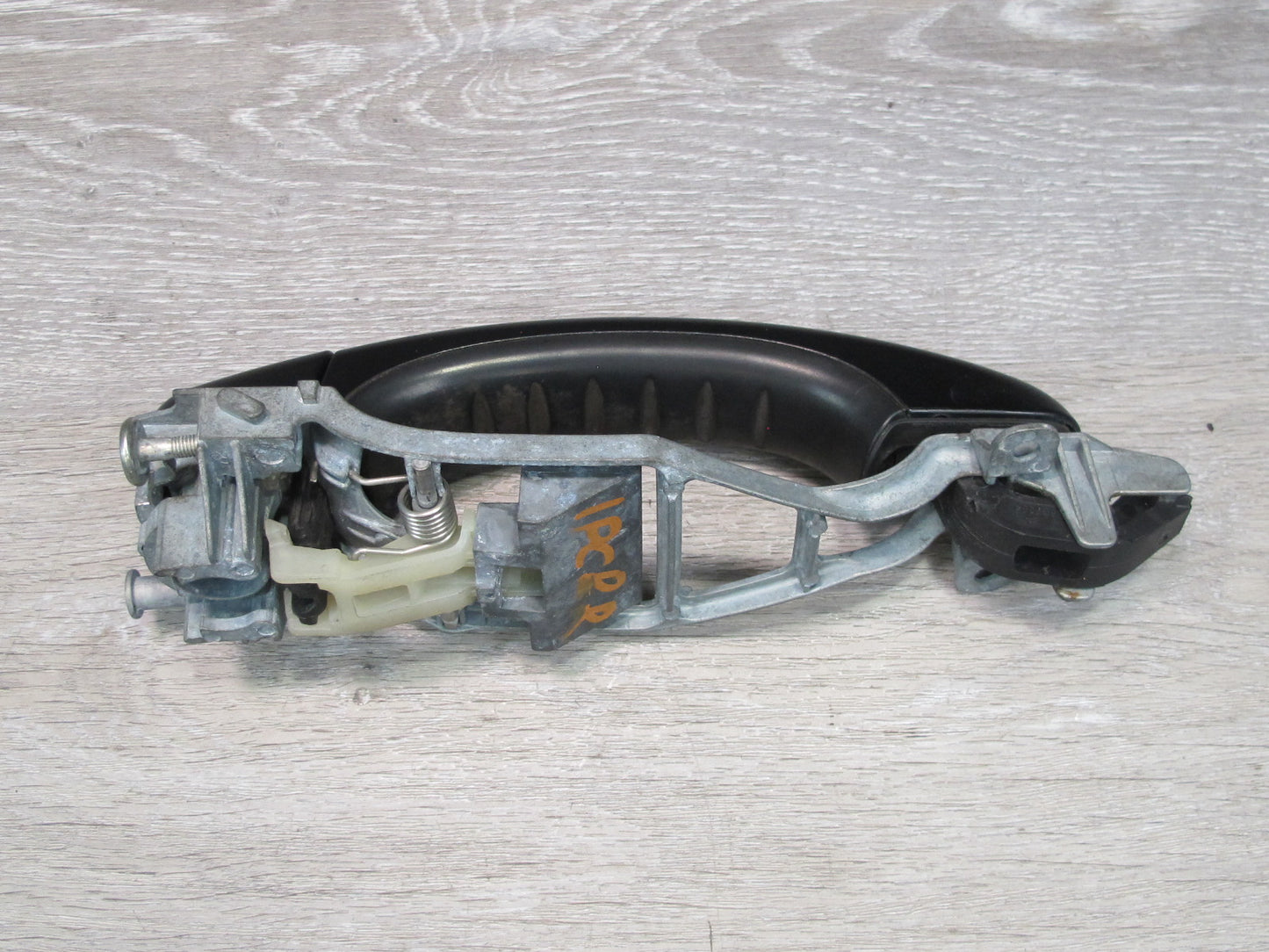 2008-2010 Porsche Cayenne 957 Rear Right Door Exterior Handle