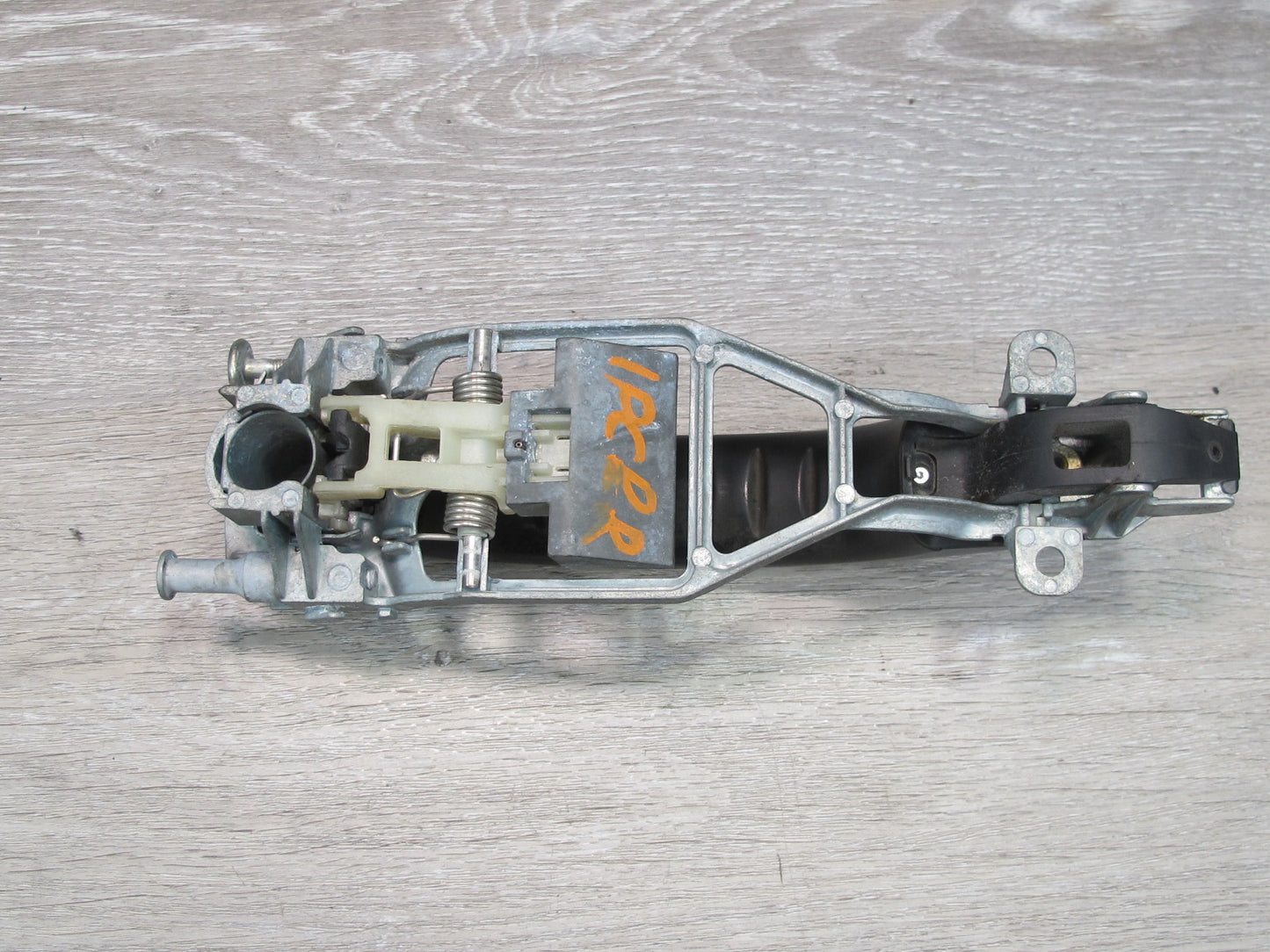 2008-2010 Porsche Cayenne 957 Rear Right Door Exterior Handle