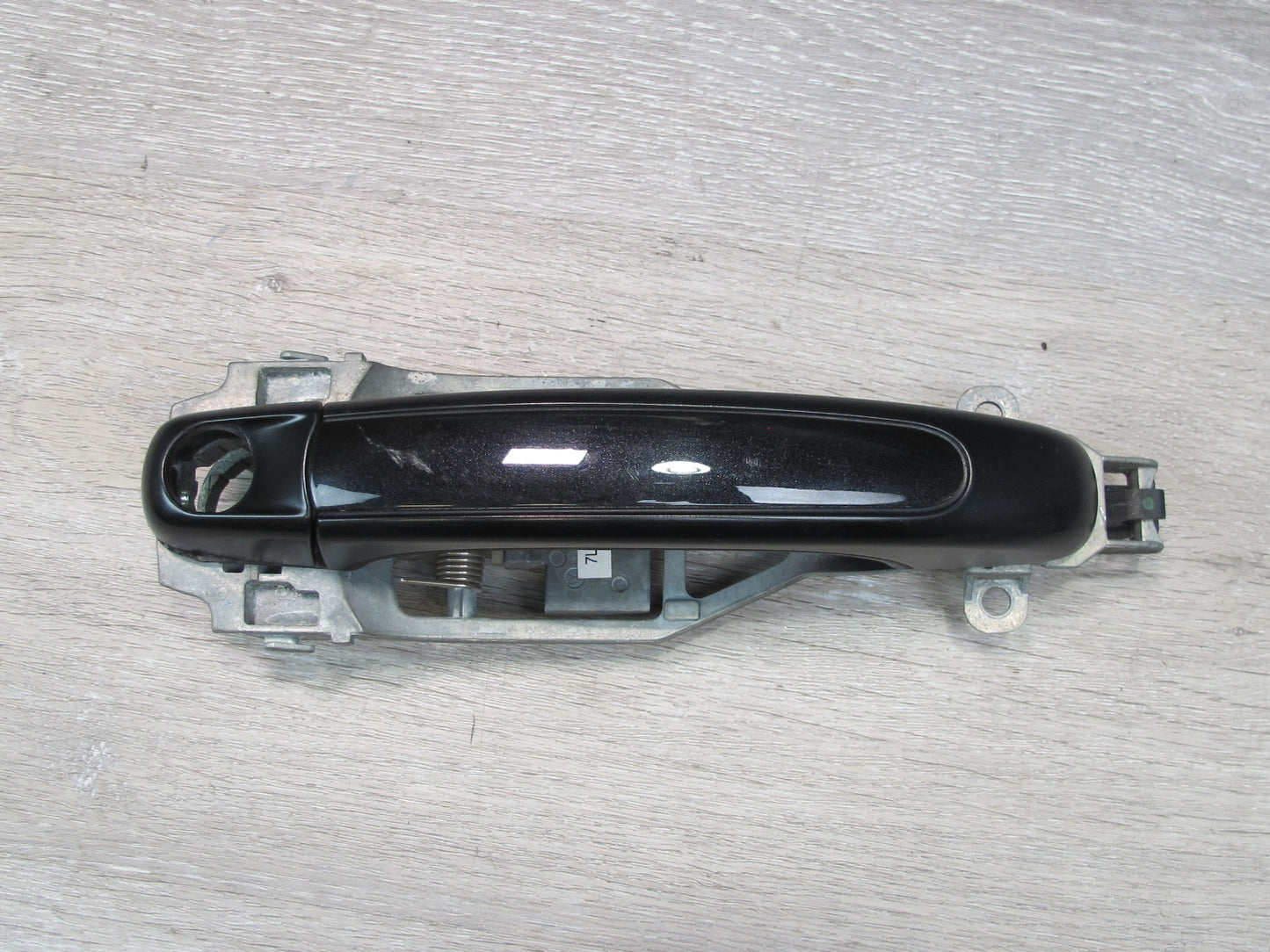2008-2010 Porsche Cayenne 957 Front Left Door Exterior Handle