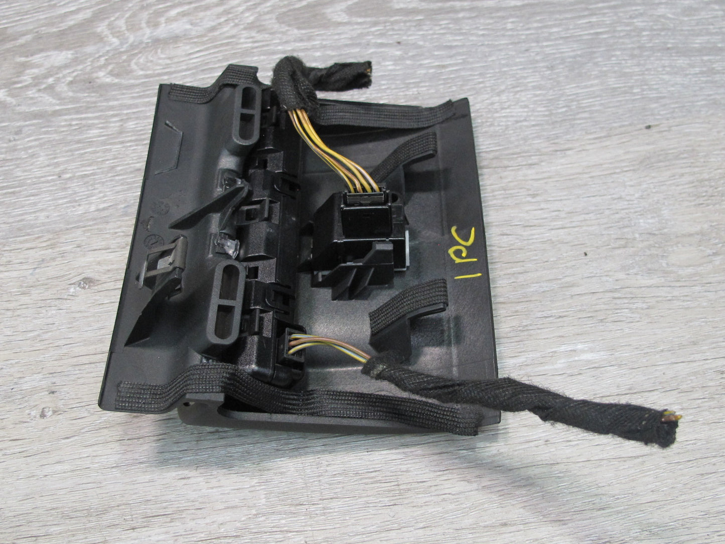 2008-2010 Porsche Cayenne 957 Dash Sun Light Load Sensor 4D0907539