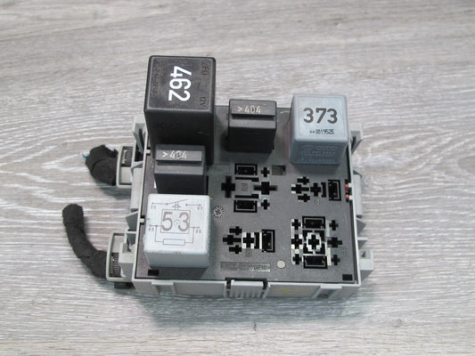 2008-2010 Porsche Cayenne 957 Power Distribution Fuse Relay Box Module
