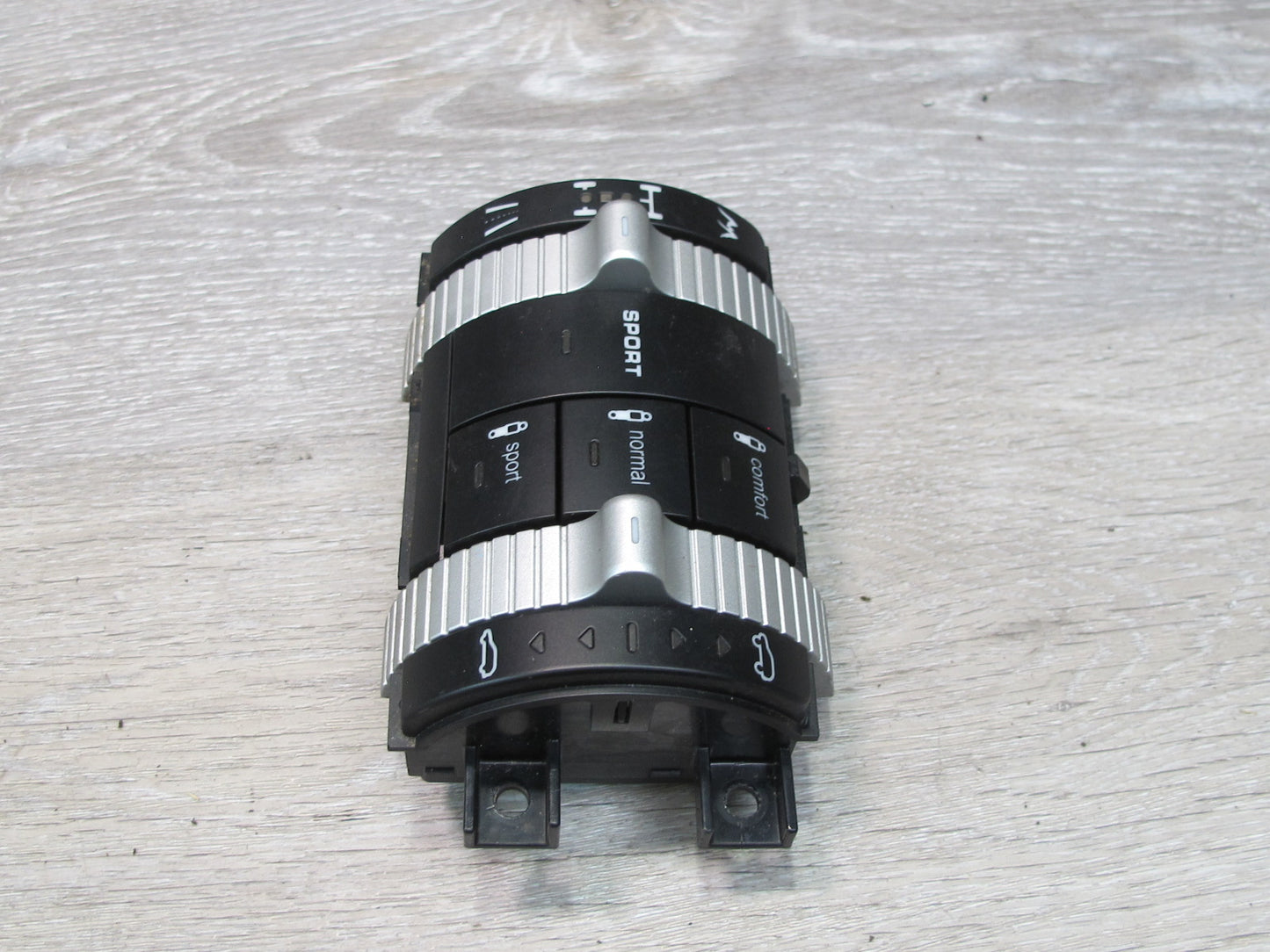 2008-2010 Porsche Cayenne 957 Self Leveling Suspension Control  Switch