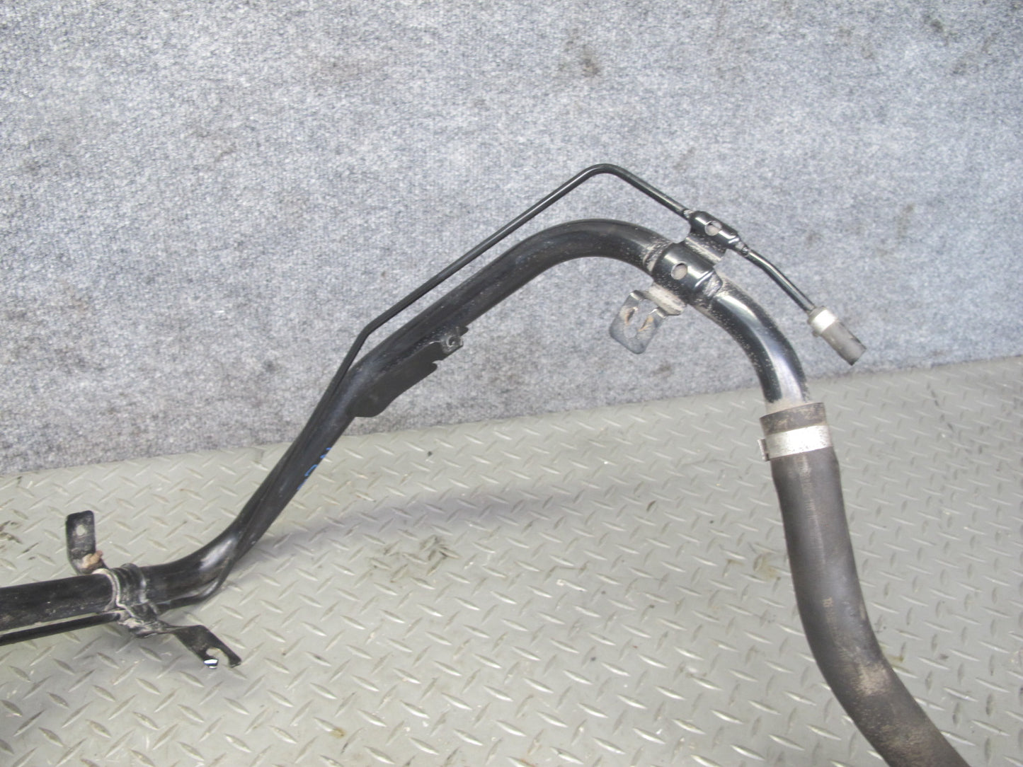 12-20 Nissan Z34 370Z Fuel Gas Tank Filler Neck w Cap Assembly OEM