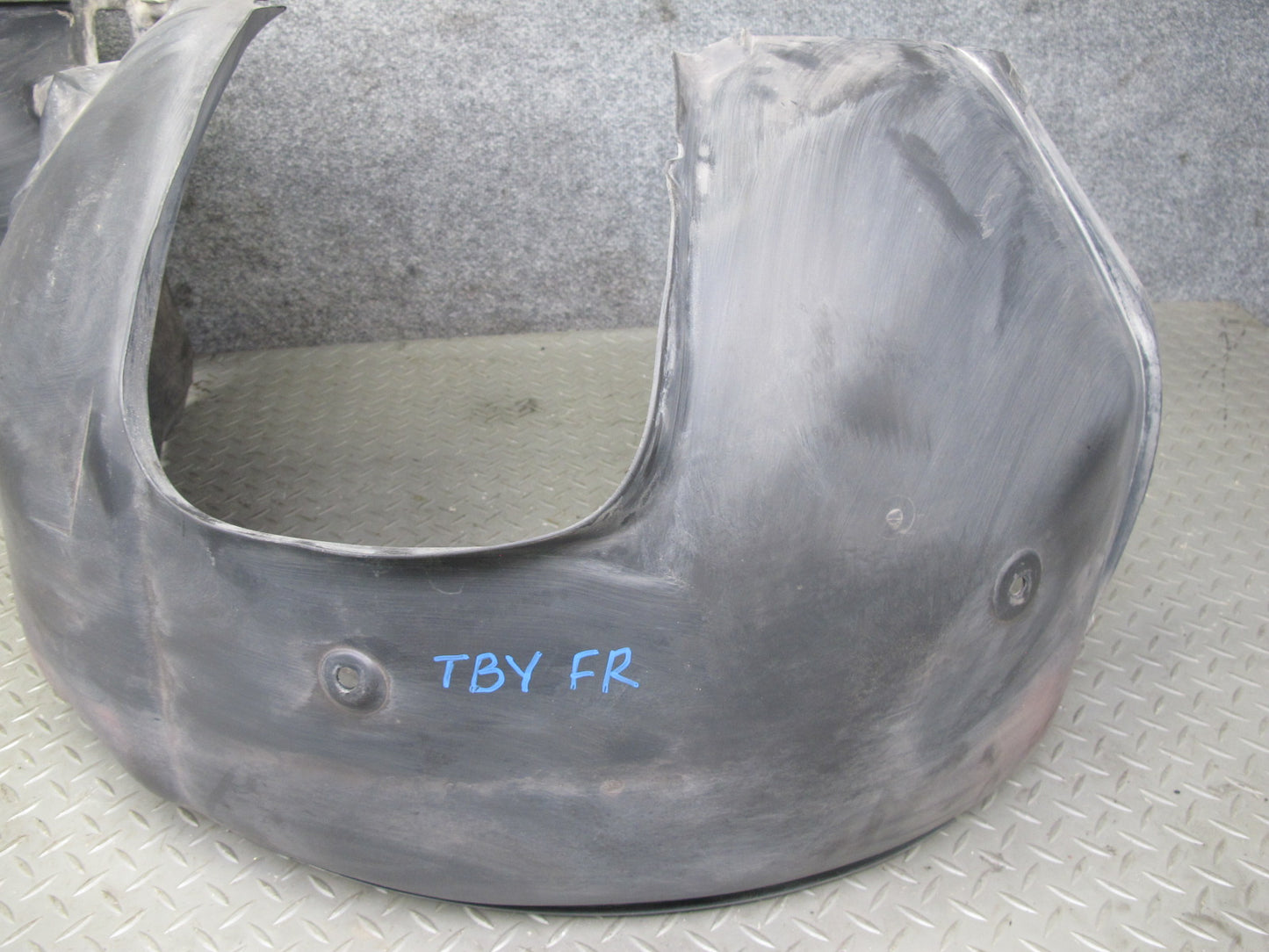 2001-2006 BMW E46 M3 Front Right Fender Liner Splash Shield Guard Cover 2695666