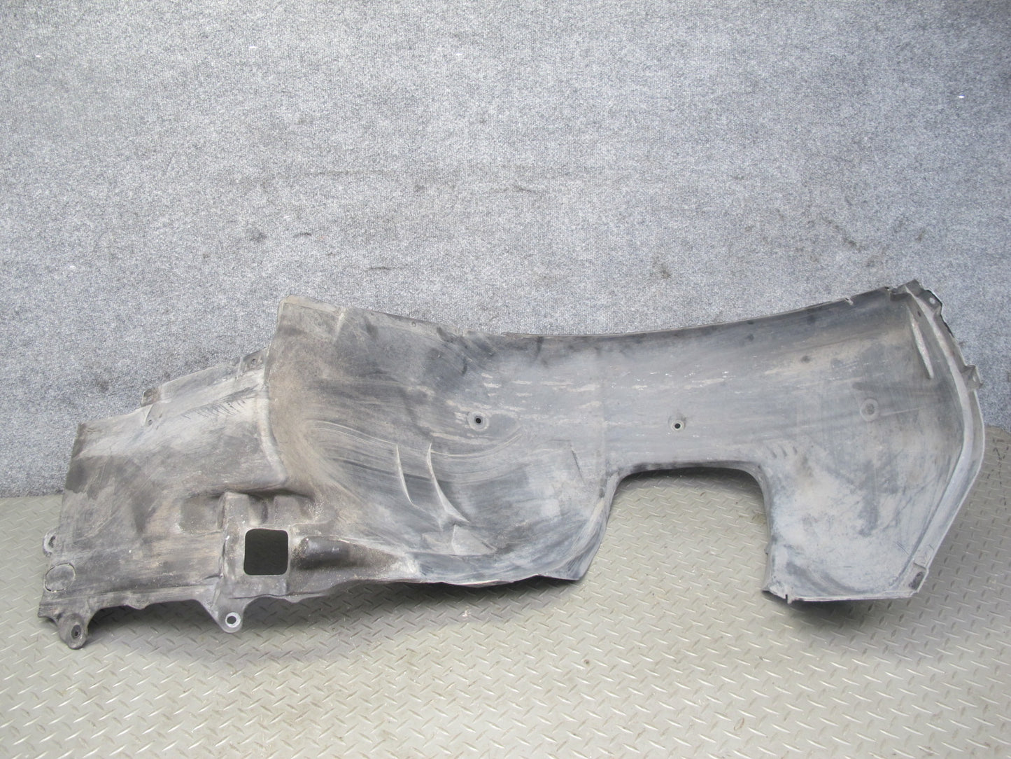 2001-2006 BMW E46 M3 Front Right Fender Liner Splash Shield Guard Cover 2695666
